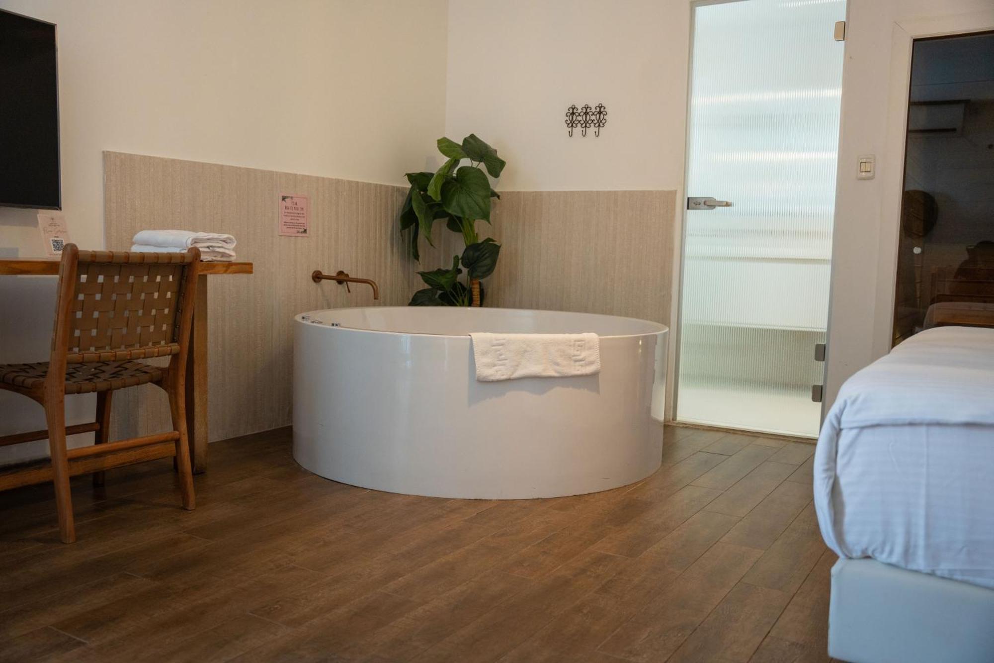 Estate Spa Boutique Hotel - Adults Only Rehovot Ngoại thất bức ảnh
